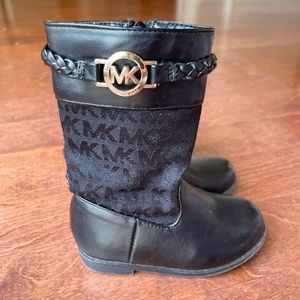 7 toddler Michael Kors boots black